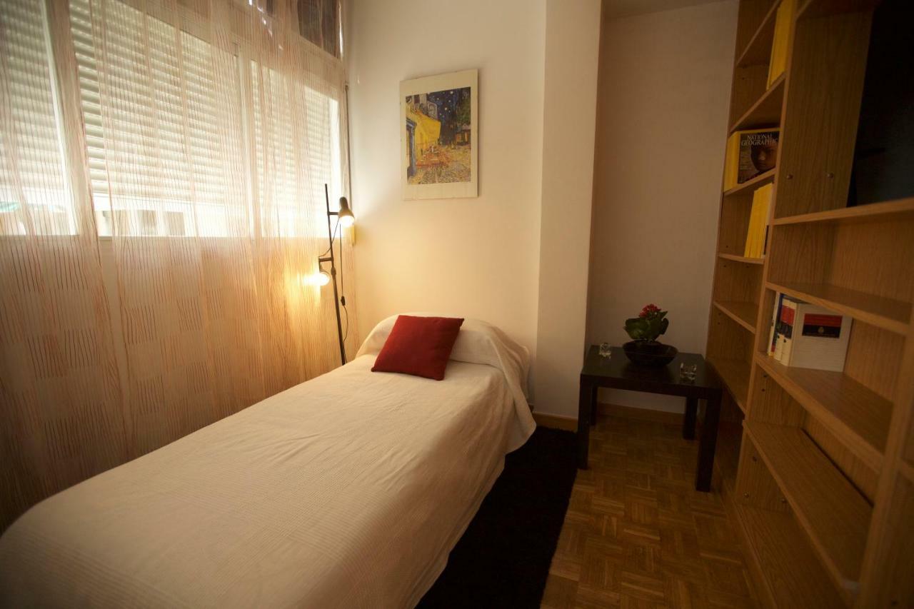 Apartment In Lavapies Madrid Center Kültér fotó