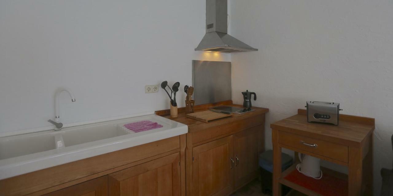 Apartment In Lavapies Madrid Center Kültér fotó